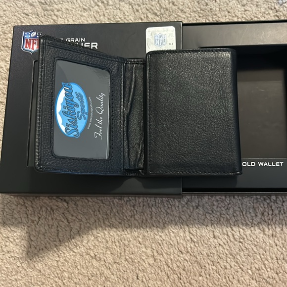 Brand New-NFL Fine Grain Leather wallet - Picture 4 of 6